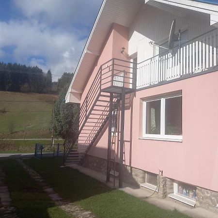 Villa Strakov Lúčky 外观 照片