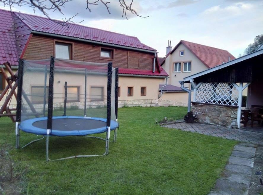 Villa Strakov Lúčky 外观 照片